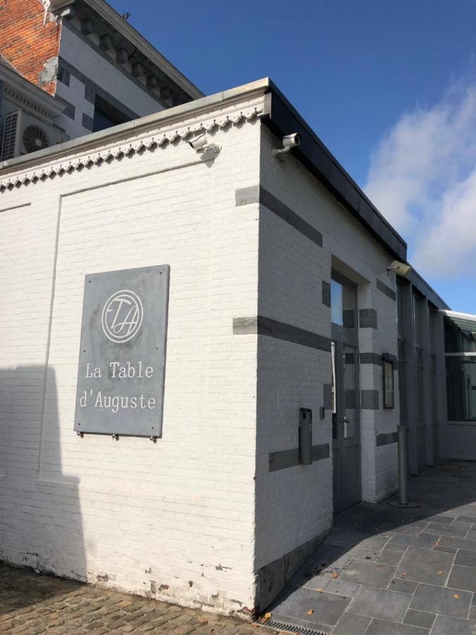 Hotel La Table D'Auguste Dour Exteriér fotografie